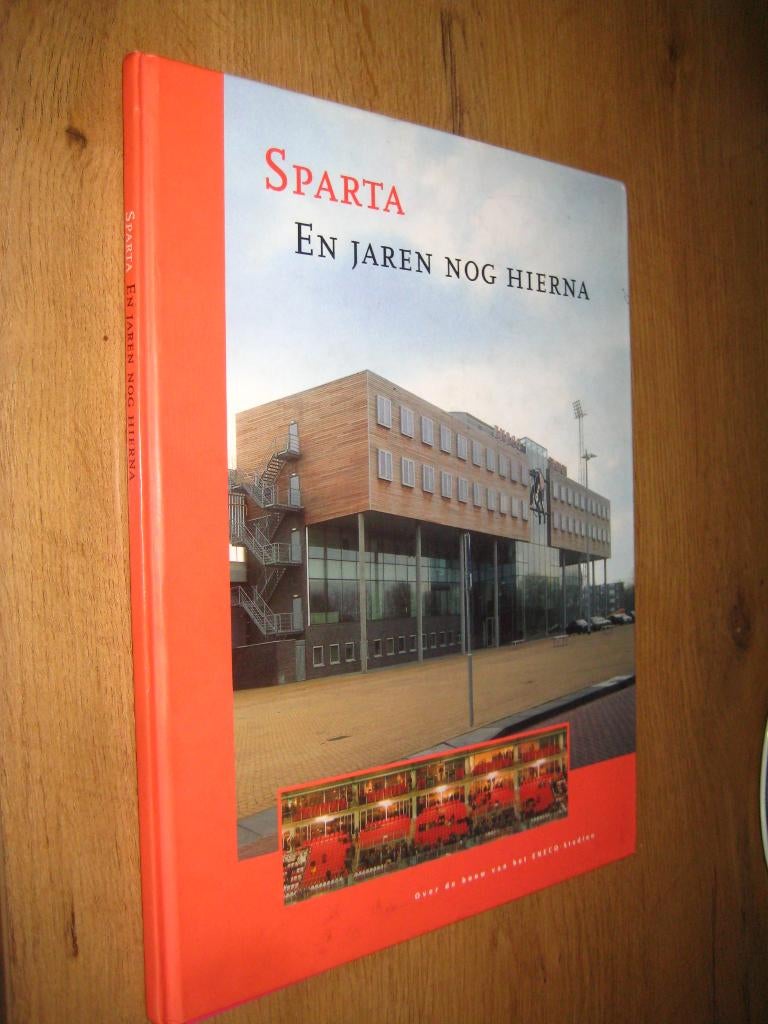Sparta en jaren nog hierna - bouw eneco-stadion rotterdam, Boeken, Ophalen of Verzenden, Zo goed als nieuw, Balsport