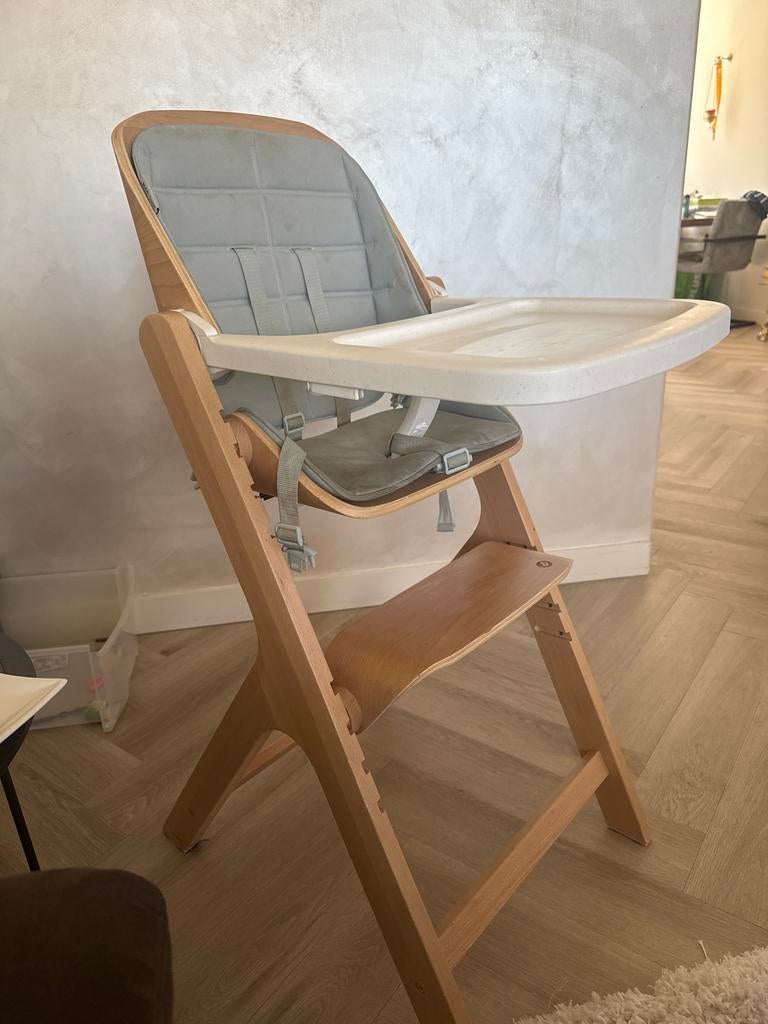 Maxi Cosi Meegroeistoel - Houten Kinderstoel, Ophalen, Gebruikt, Meegroeistoel, Afneembaar eetblad