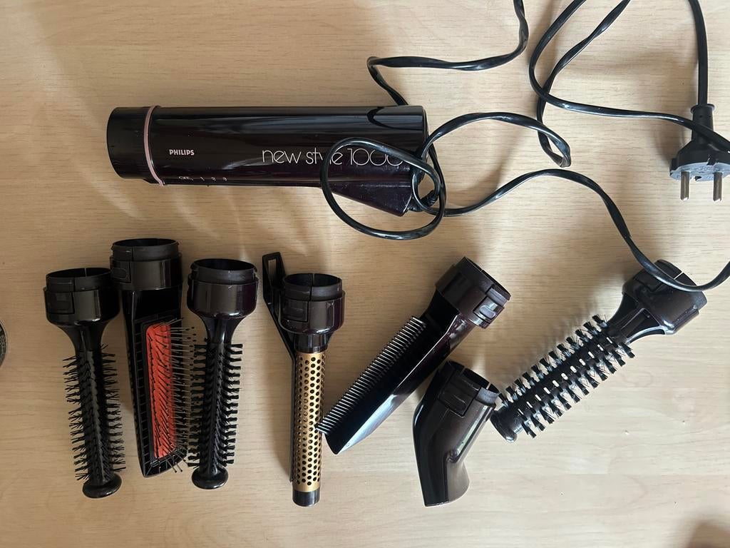Philips New Style 1000 Föhn met diverse opzetborstels, Ophalen of Verzenden, Gebruikt, Föhn of Haardroger
