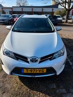 Toyota Auris 1.8 Hybrid Touring Sports CVT 2015 Wit, 345 kg, Wit, 26 km/l, Te koop