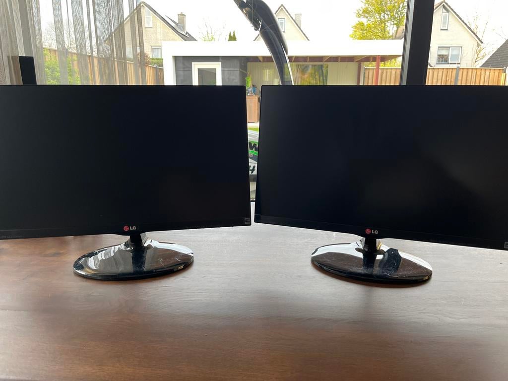 LG 23EA63 IPS LED Monitor (2 stuks beschikbaar), Computers en Software, Monitoren, Gebruikt, 60 Hz of minder, HDMI, IPS, Full HD