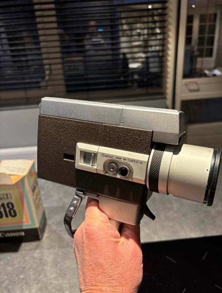 Canon Super 8 Zoom 318 filmcamera met tas en boekjes, Ophalen of Verzenden, 8mm, Camera