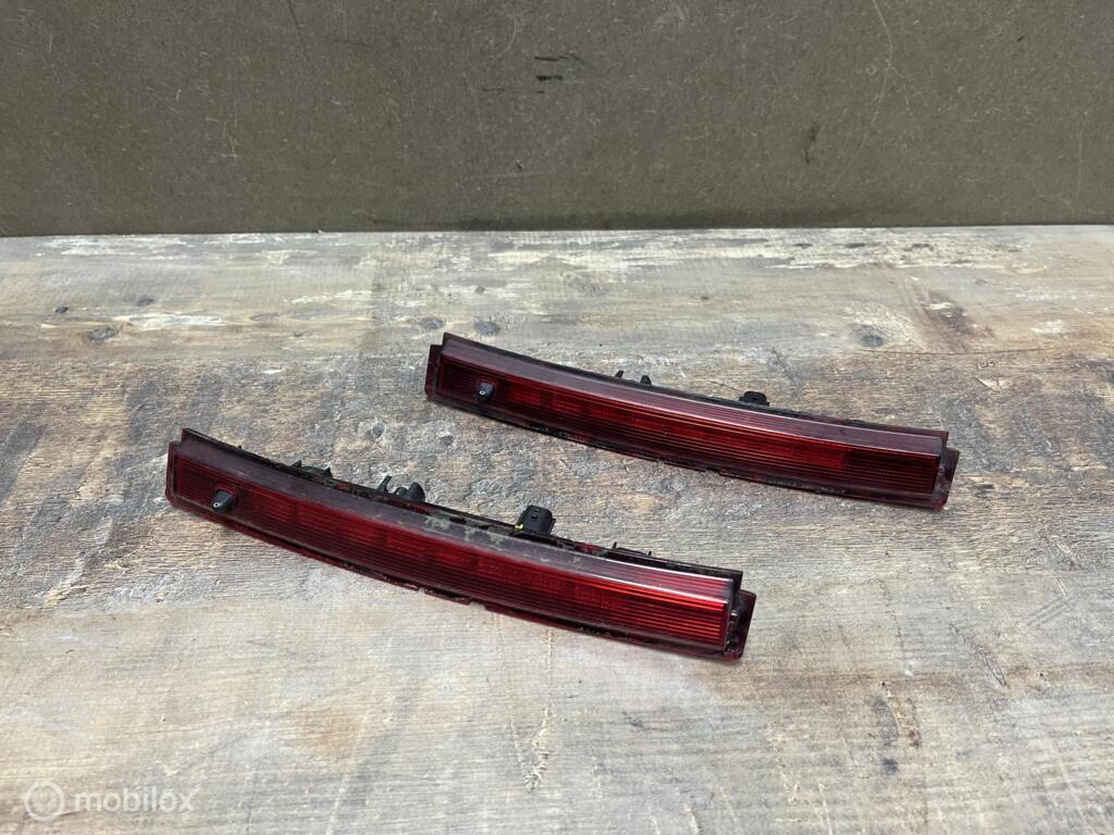 Derde remlicht Renault Clio IV ('13-'20) 265904886R, Gebruikt, Renault, Ophalen of Verzenden, Renault