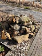 Grote stapel keien, Ophalen, Overige materialen, Gebruikt, Bruin