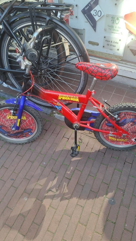 Spiderman kinderfiets, Ophalen