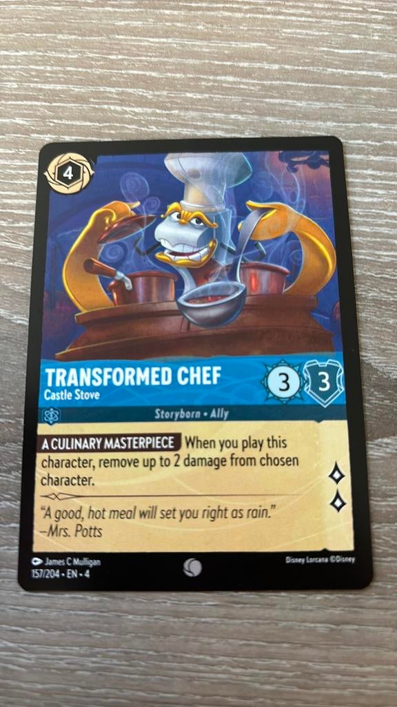 Disney Lorcana Transformed Chef stove 157-204 4URS nonfoil, Hobby en Vrije tijd, Ophalen of Verzenden, Zo goed als nieuw, Losse kaart