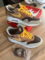 Nike Air Max 1 Duck Pecan 42, Ophalen of Verzenden, Gedragen, Bruin, Sneakers of Gympen
