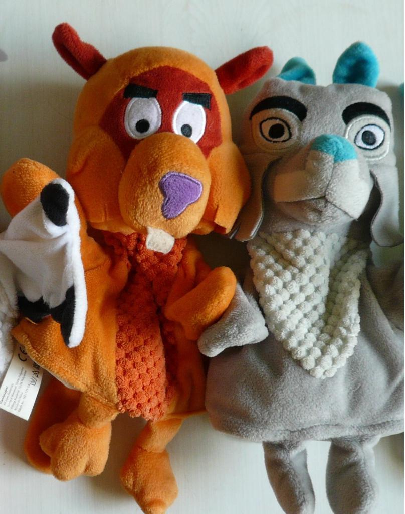 handpop Willem Bever Fabeltjeskrant poppenkast pop, Overige typen, Ophalen of Verzenden, Zo goed als nieuw, Middelgroot (20 tot 80 cm)