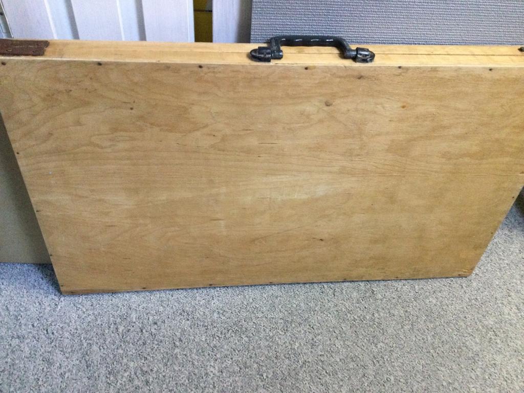 Houten Behangerstafel  in goede staat 30 euro, Hobby en Vrije tijd, Schilderen, Ophalen of Verzenden, Zo goed als nieuw