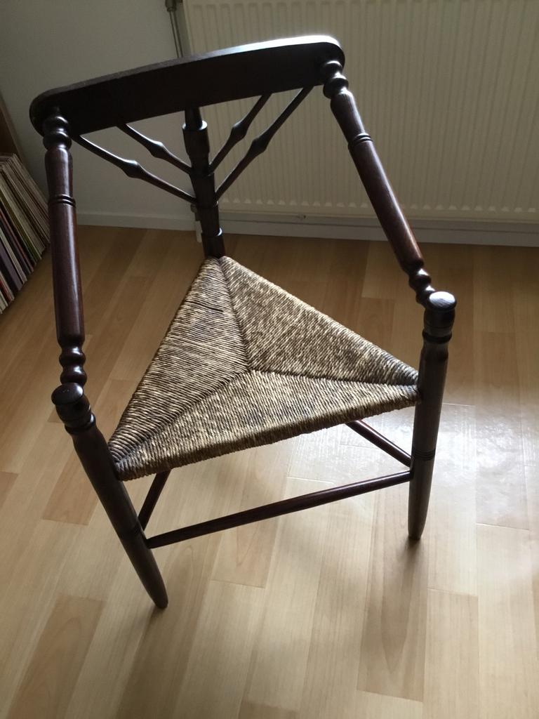 Driehoek stoeltje, Antiek en Kunst, Ophalen