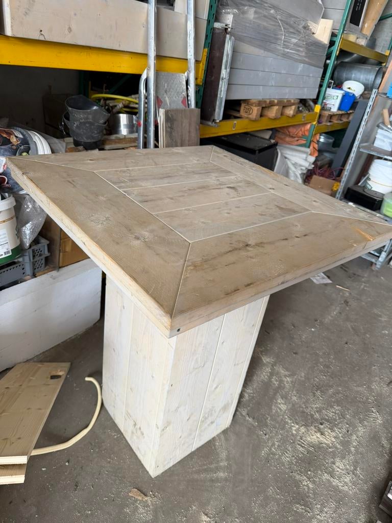 Steigerhouten hangtafel, Ophalen, Zo goed als nieuw