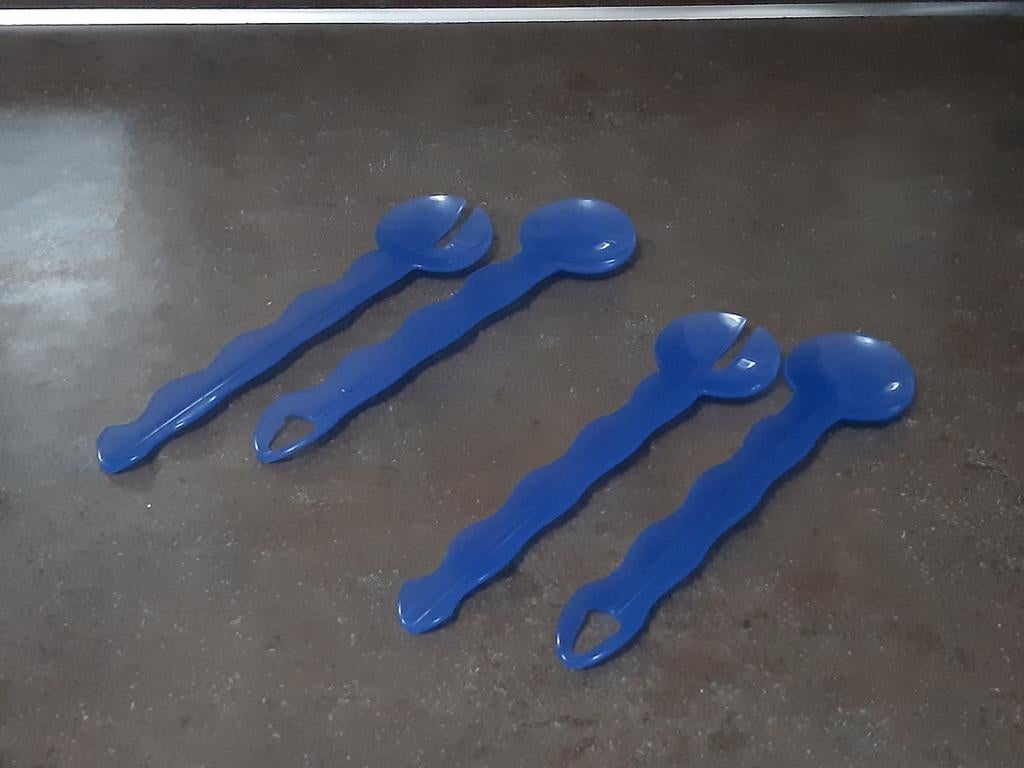 Tupperware sla bestek / salade couvert blauw, Huis en Inrichting, Keuken | Tupperware, Ophalen of Verzenden, Zo goed als nieuw