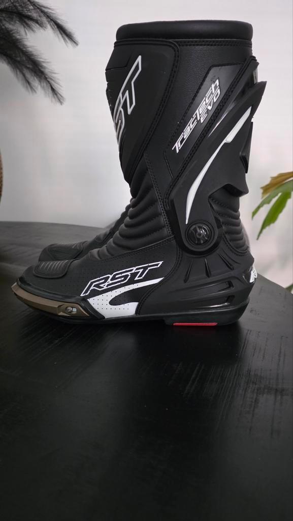 RST Tractech Evo motorlaarzen maat 42, Motoren, Kleding | Motorkleding, Laarzen, Dames, Heren, Nieuw zonder kaartje, Ophalen of Verzenden