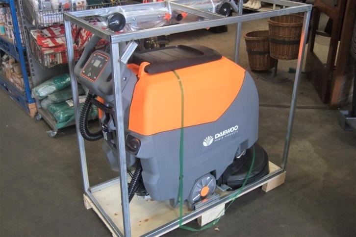 Schrobmachine Daewoo, Doe-het-zelf en Verbouw, Reinigingsmachines, Nieuw, Schrobmachine, Ophalen