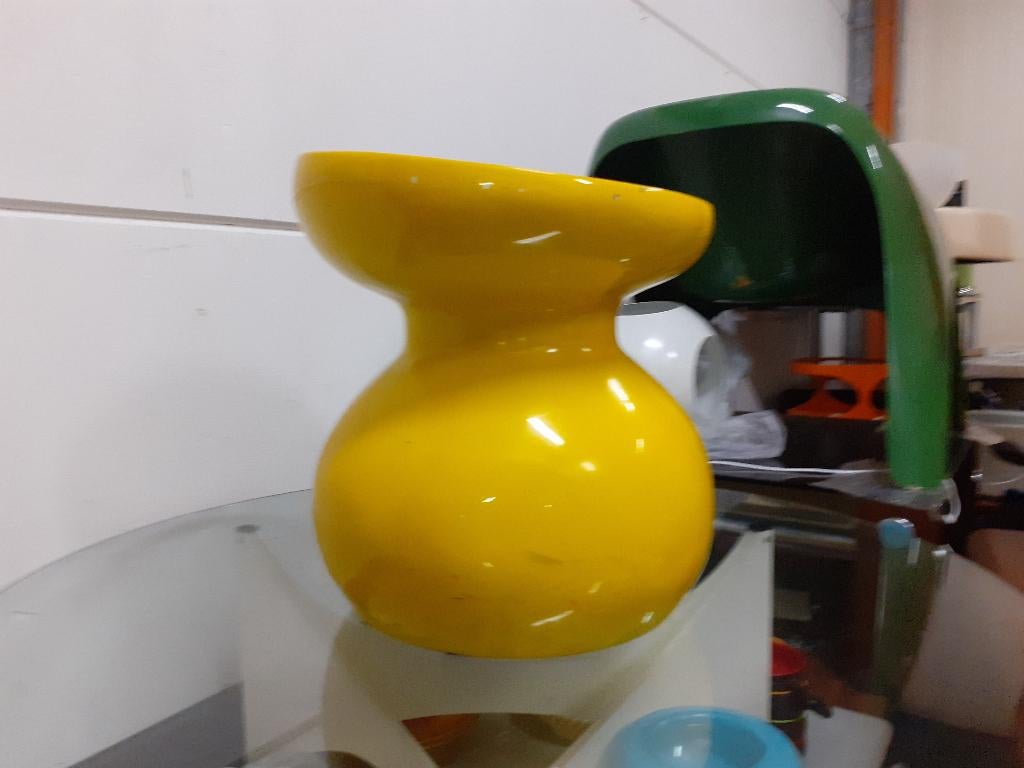 geel kunststof space age design bolkruk kruk jaren 70 retro, Huis en Inrichting, Krukjes, Kunststof, Gebruikt, ?, ?
