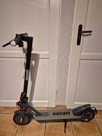 Elektronische step, Ophalen, Zo goed als nieuw, Elektrische step (E-scooter), Ducati
