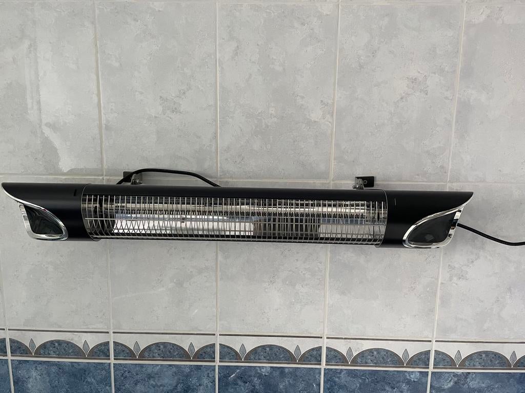 Fris in huis of op je terras? 2000 Watt Warmtelamp / Heater, Ophalen, 30 tot 80 cm, Overige typen, Zo goed als nieuw