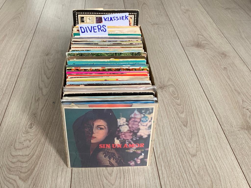 100 singels uit diverse landen, Cd's en Dvd's, Vinyl Singles, Gebruikt, Wereldmuziek, 7 inch, Single