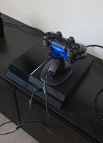 Sony PlayStation 4 (PS4) met 2 controllers en FIFA games, Gebruikt, 2 spelers, Ophalen of Verzenden, Eén computer