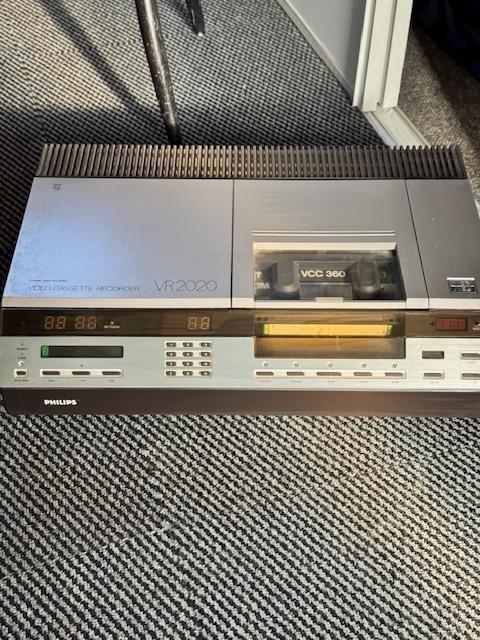 Philips VR2020 V2000 videorecorder, Audio, Tv en Foto, Videospelers, Ophalen, Gebruikt, Video 2000-speler of -recorder