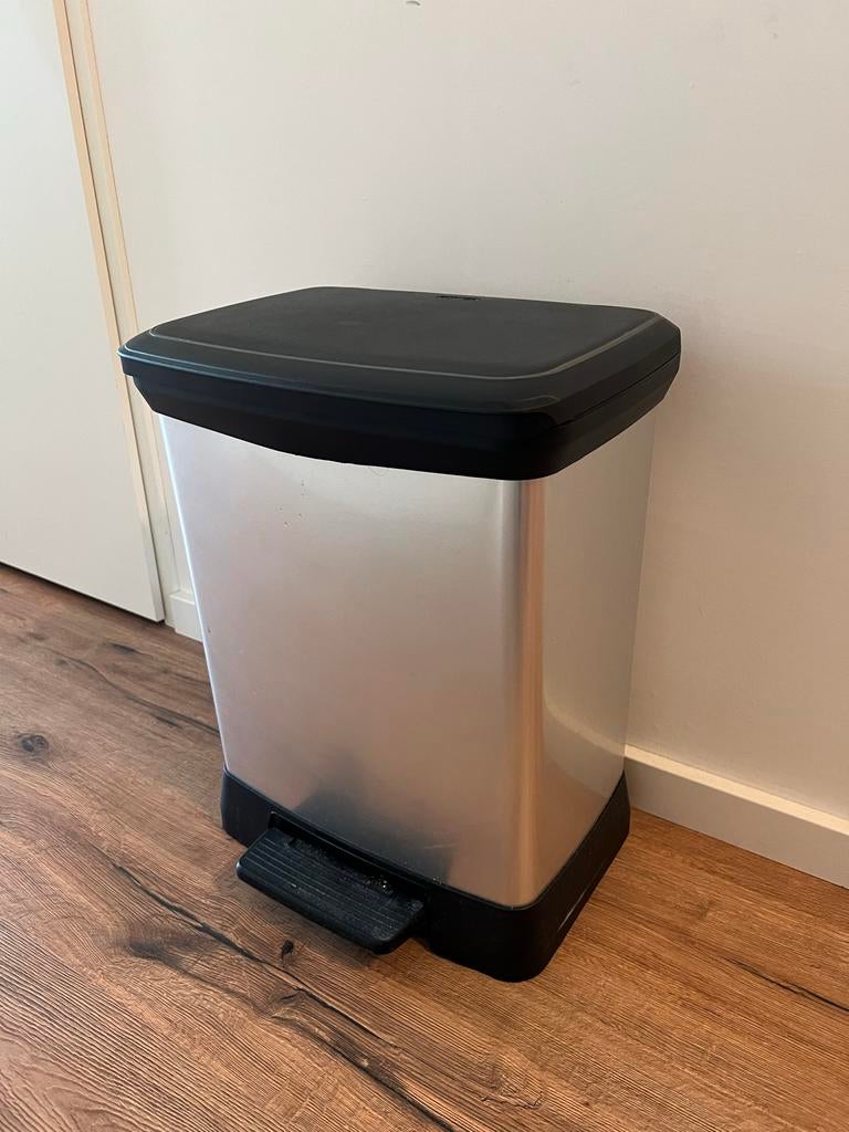 Afvalbak duo - Curver - RVS met pedaal - 30 en 10 liter, Ophalen, Gebruikt, Met pedaal, 50 tot 75 cm