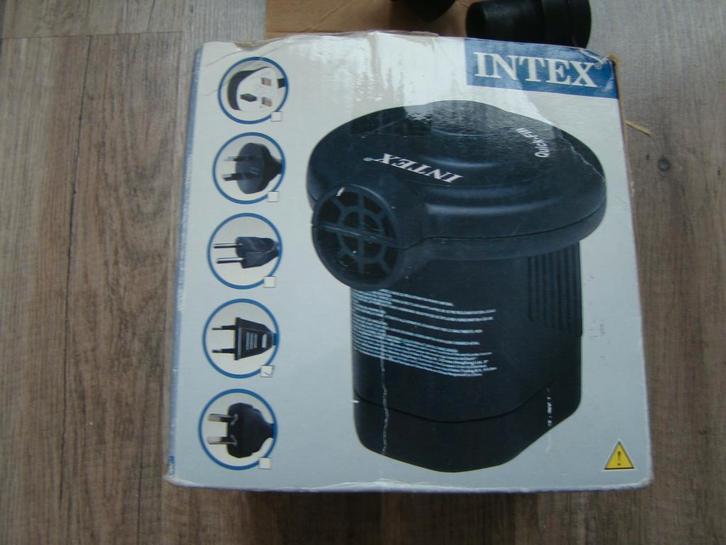 Luchtbedpomp van Intex / helemaal compleet, Caravans en Kamperen, Kampeeraccessoires, Zo goed als nieuw, Ophalen of Verzenden