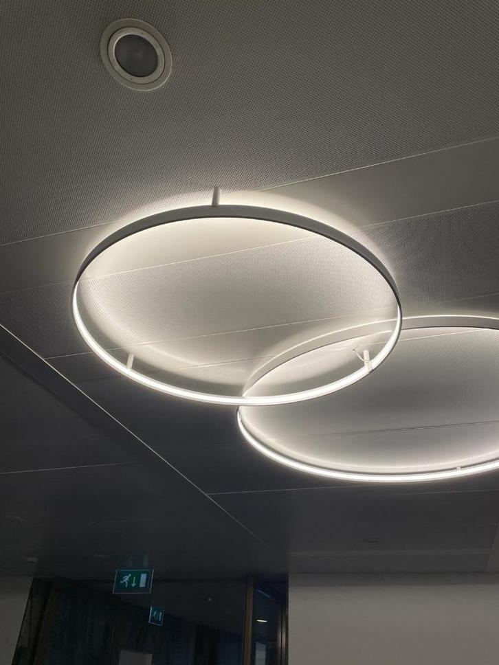 Zavaluce Zava Rings Zava High-end led lichtringen Zava Luce, Huis en Inrichting, Lampen | Plafondlampen, Zo goed als nieuw, Metaal