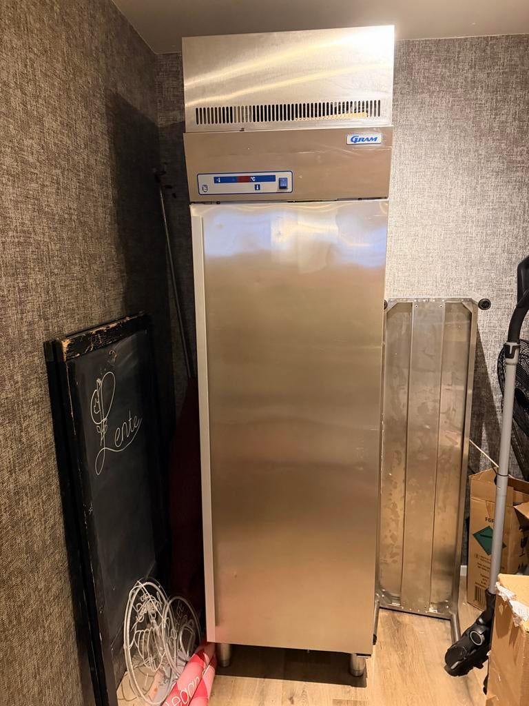 Gram Koelkast  Bakkersmaat, Ophalen, 150 tot 200 liter, 160 cm of meer, 45 tot 60 cm