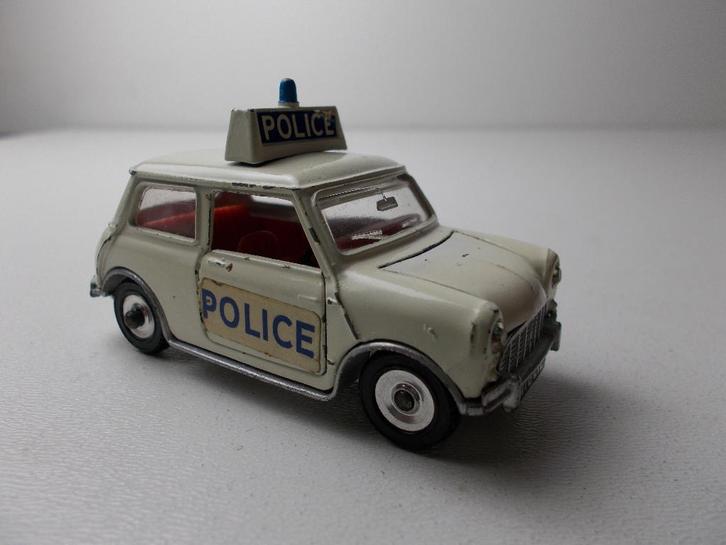 1967Dinky Toys 250 POLICE MINI COOPER I.g.st., Hobby en Vrije tijd, Modelauto's | 1:43, Zo goed als nieuw, Auto, Corgi, Ophalen of Verzenden