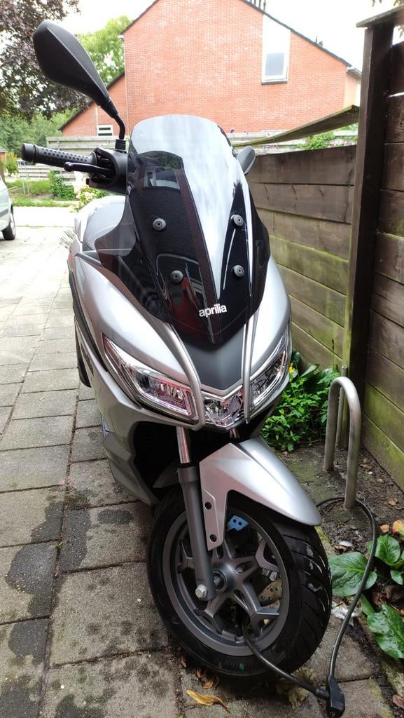 Aprilia SXR 50 Scooter - Zo goed als nieuw, Overige modellen, ., Ophalen of Verzenden, Zo goed als nieuw