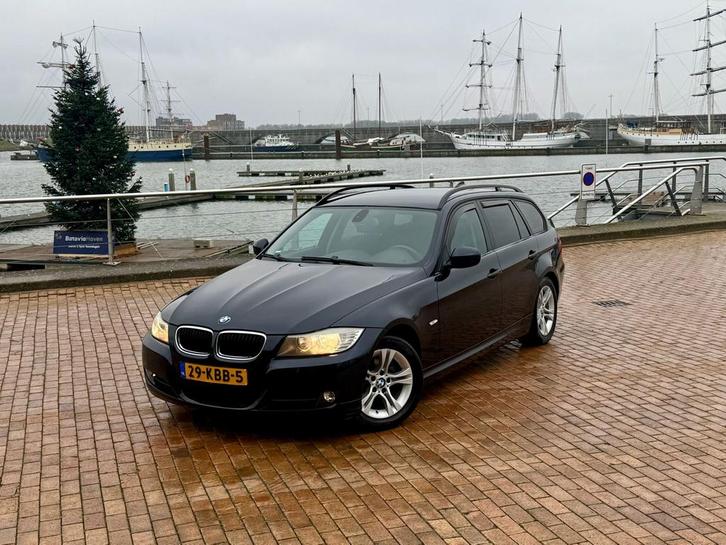 BMW 3-Serie 1.6 I 316 lci 90KW Touring 2009 Blauw, Auto's, BMW, Particulier, 3-Serie, Benzine, A, Stationwagon, Handgeschakeld