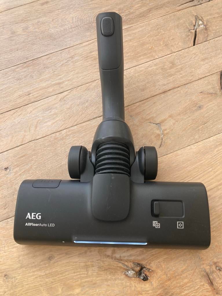 AEG stofzuigermond all floor met led, Ophalen, Zo goed als nieuw