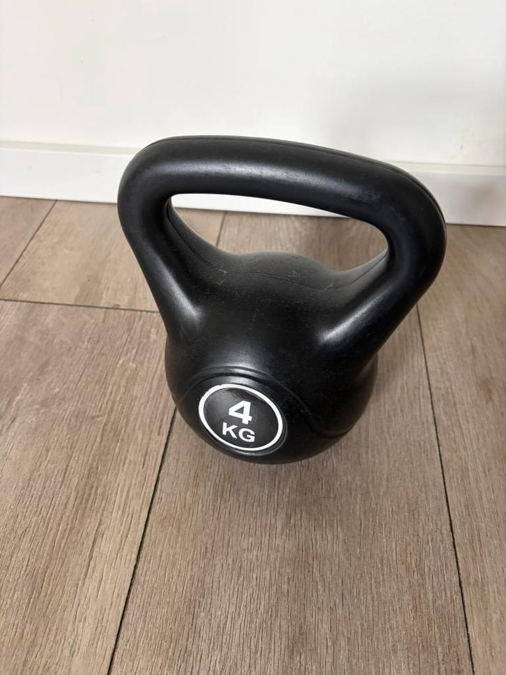 Kettlebell 4 kg, Sport en Fitness, Fitnessmaterialen, Gebruikt, Kettlebell, Armen, Benen, Borst, Buik, Rug, Ophalen