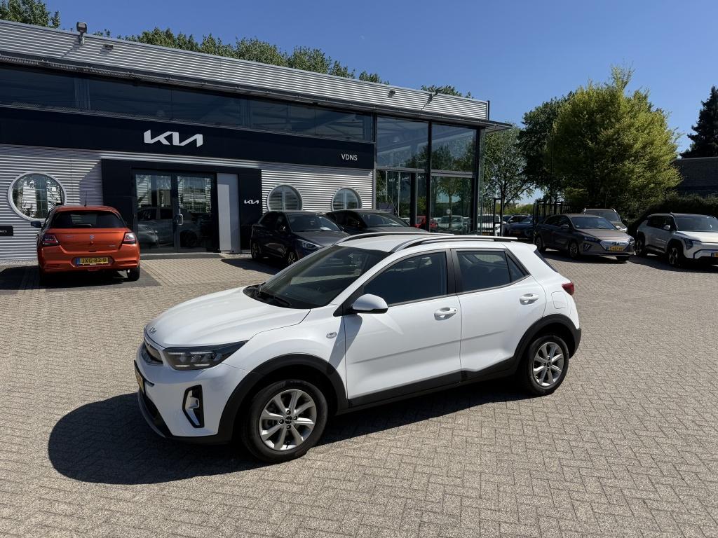 Kia Stonic 1.0 T-GDi MHEV DynamicLine NAVI + CAMERA, 100 pk, Wit, Origineel Nederlands, Bedrijf