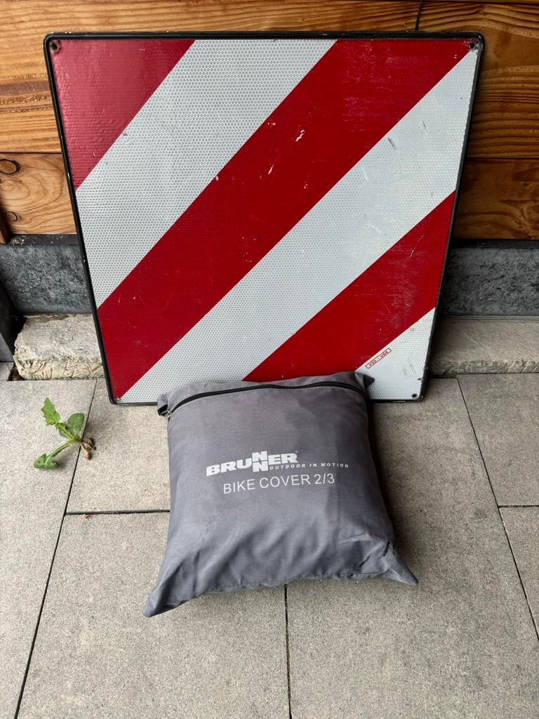 Thule Bike Cover 4 fietshoes - De kampeerspecialist
