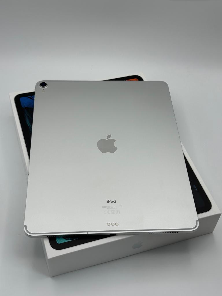 iPad Pro 12,9” (3e Gen) | 256GB | LTE | Zilver | Topstaat, 256 GB, Gebruikt, 89 %, Apple Inc.