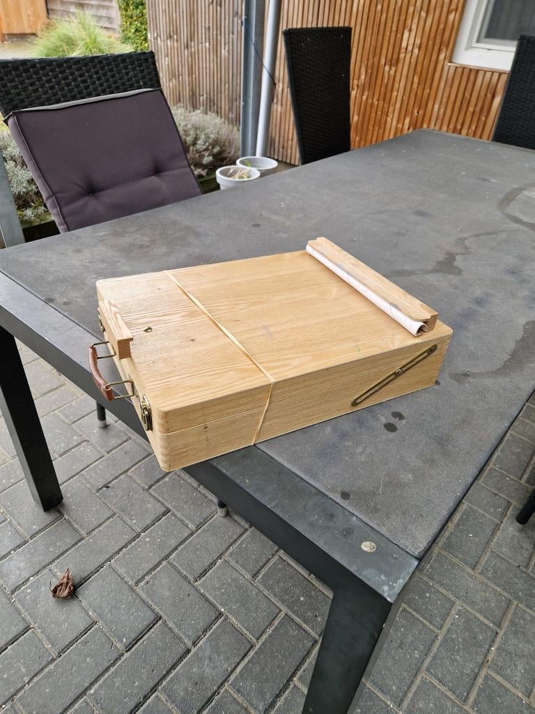 Houten schilderkist met acrylverf en palet, Hobby en Vrije tijd, Schilderen, Ophalen of Verzenden