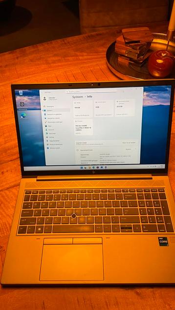 HP ZBook Firefly 15.6 G8 - 32GB RAM, 1TB SSD - Win 11 Pro beschikbaar voor biedingen