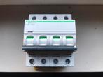 Installatieautomaat Schneider C63A IC60N, Ophalen, Zo goed als nieuw