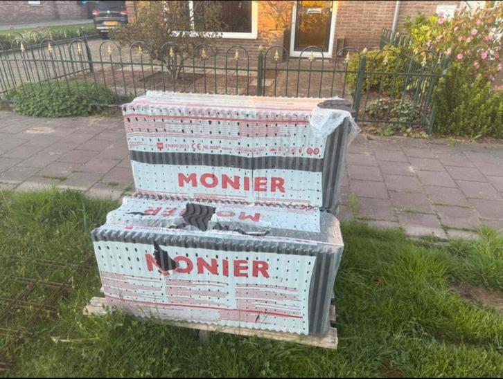 Monier Sneldek Novo+ Antraciet Dakpannen - 128 stuks, Doe-het-zelf en Verbouw, Dakpannen en Dakbedekking, Zo goed als nieuw, Dakpannen