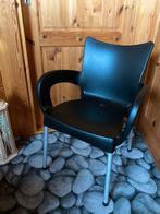 4 Goed zittende stoelen met armleuning, Ophalen, Zo goed als nieuw, Kunststof