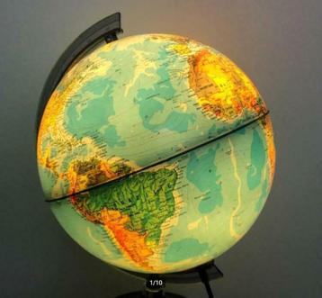 Vintage globe wereldbol met verlichting Italy Tecnodidattica beschikbaar voor biedingen
