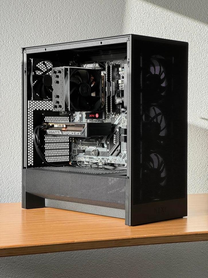 Blackout Gaming PC | RTX 5060 | 5600X | 32GB RAM, Computers en Software, Desktop Pc's, Zo goed als nieuw, 4 Ghz of meer, SSD, Gaming