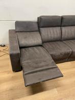 Mooie luxe bruine  2 en 3 zitsbank elektrisch - GEREINIGD!!!, Huis en Inrichting, Banken | Bankstellen, Ophalen, Luxe, Zo goed als nieuw