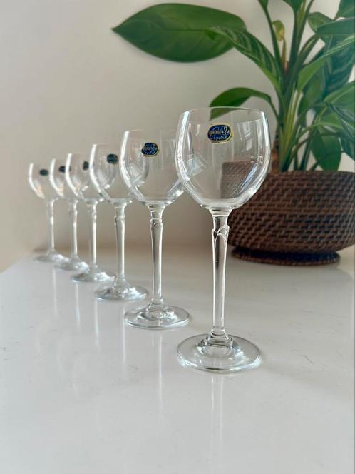 6 vintage witte wijnglazen kristal. Bohemia Crystal 160 ml, Verzamelen, Porselein, Kristal en Bestek, Zo goed als nieuw, Overige typen