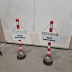 2x rood/witte metalen palen met betonvoet, Ophalen, Gebruikt, Minder dan 180 cm, Palen