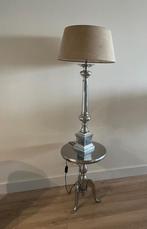 Riviera Maison tafellamp met bijzettafel, Huis en Inrichting, Lampen | Tafellampen, Minder dan 50 cm, Overige materialen, Zo goed als nieuw