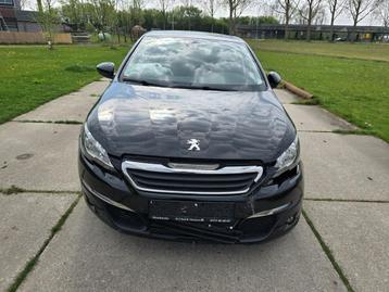 Peugeot 308 2015 in onderdelen  beschikbaar voor biedingen
