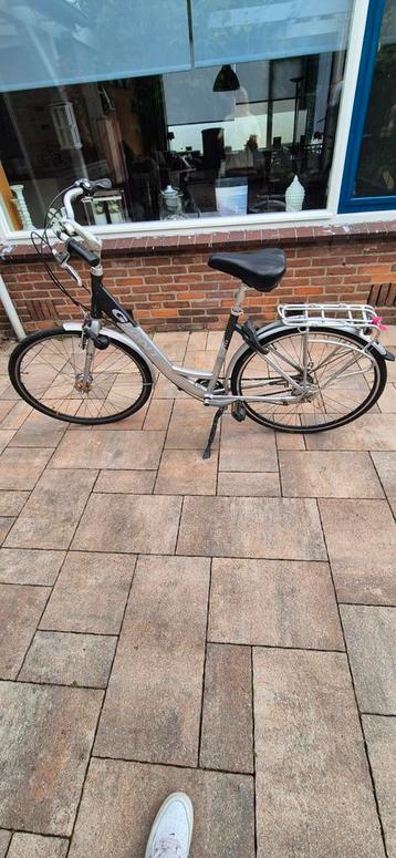 Giant Centro Damesfiets - Gebruikt beschikbaar voor biedingen