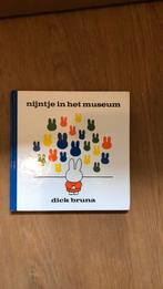 Dick Bruna - Nijntje in het museum, Ophalen, Fictie algemeen, Zo goed als nieuw, Dick Bruna
